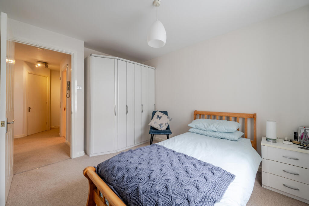 Apartment in Torquay - View 4