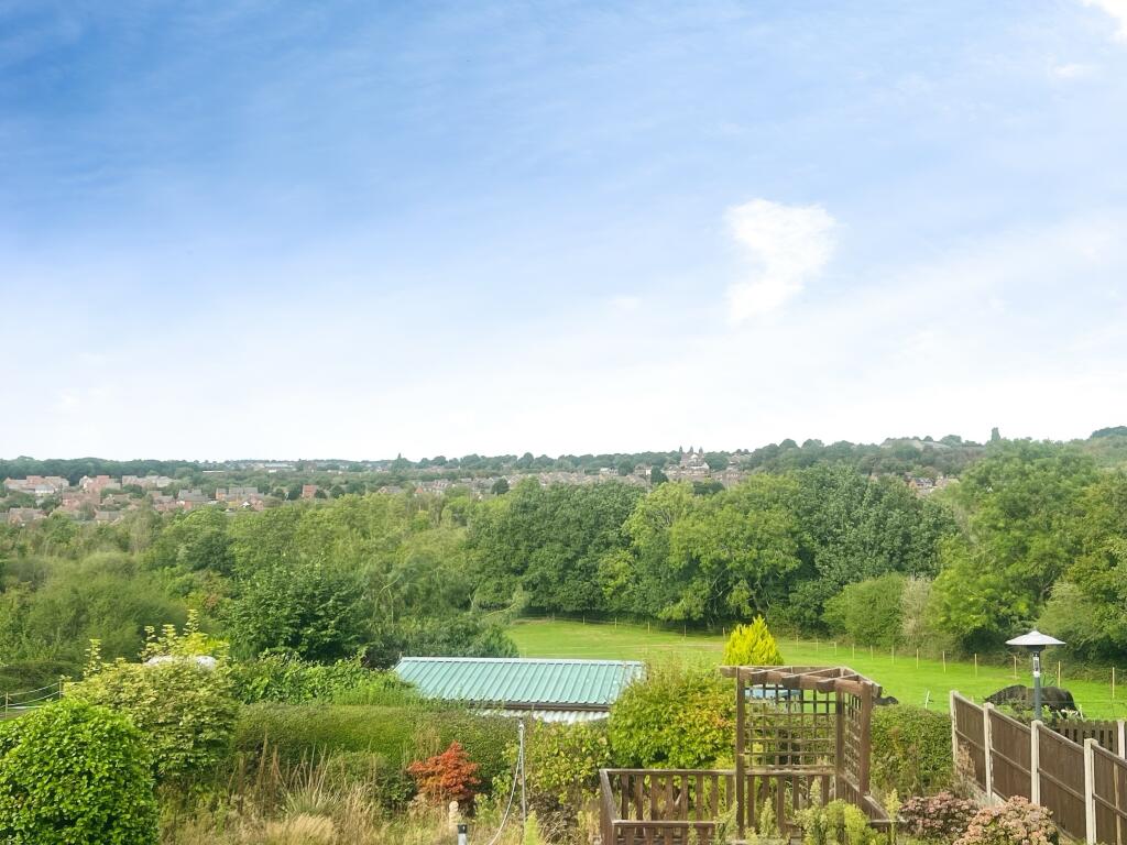 House in Swadlincote, Castle Gresley - View 4