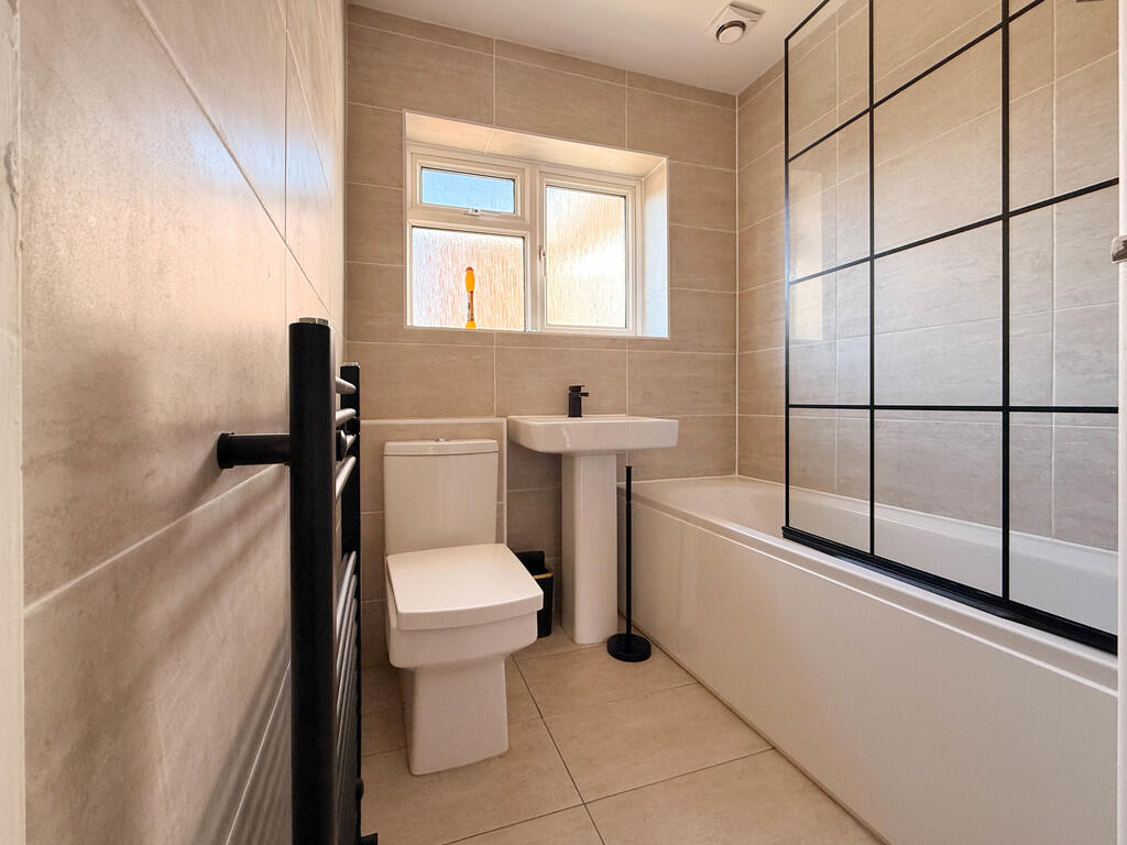 Additional image 10 of Skimpans Close, North Mymms, Hatfield