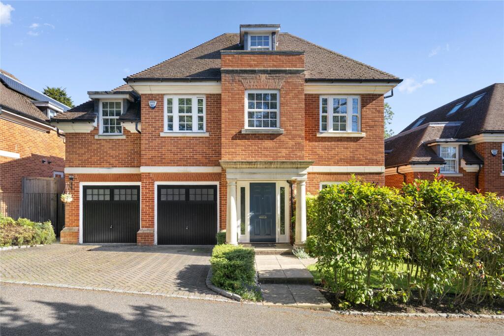 Main image of property: Wychwood Close, Oxshott, Leatherhead, Surrey, KT22