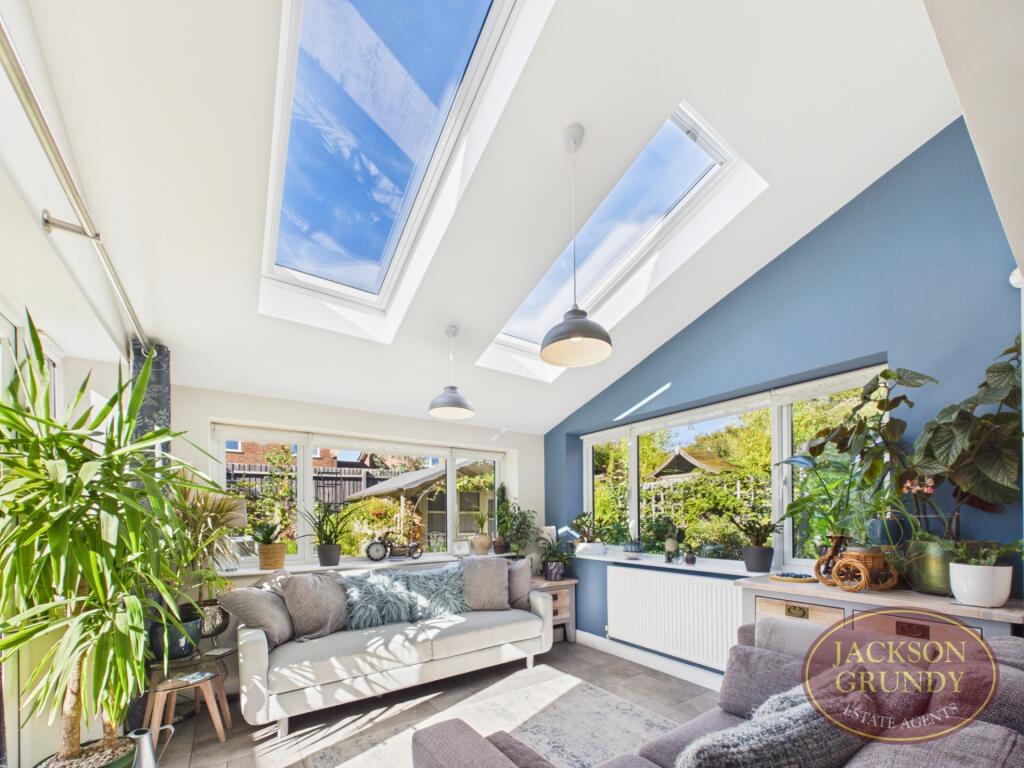 House in Northampton - View 5