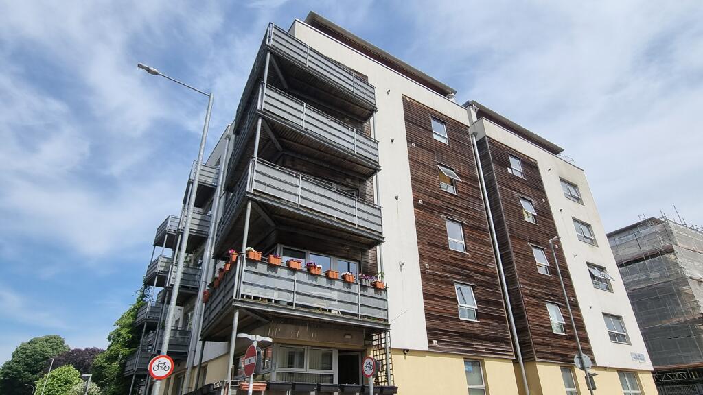 Main image of property: Wellend Villas, Brighton, BN1 6BT