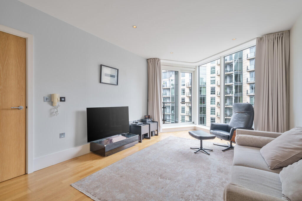 Main image of property: Commodore House, Battersea Reach