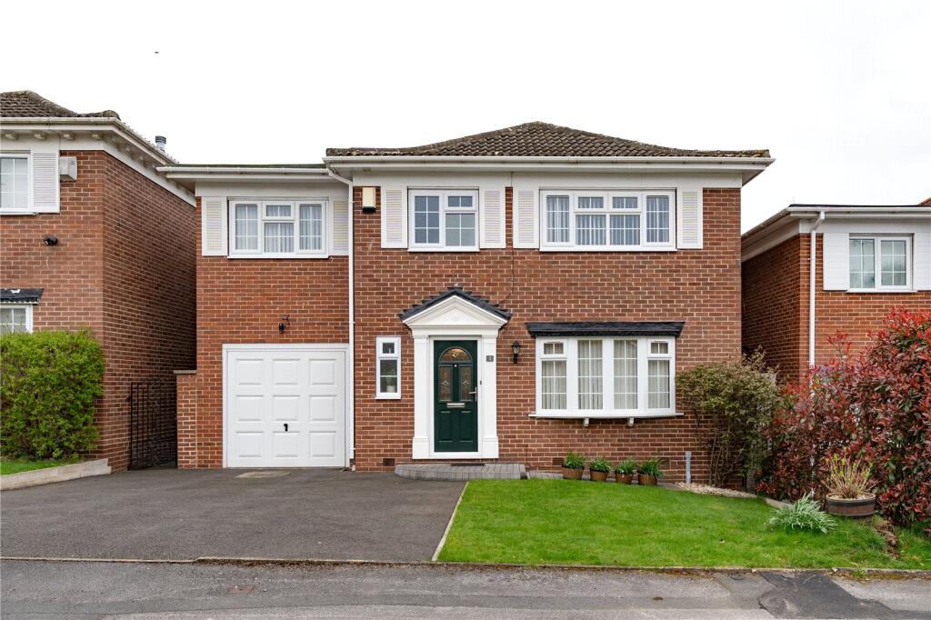 Main image of property: Oakwood Garth, Oakwood, Leeds