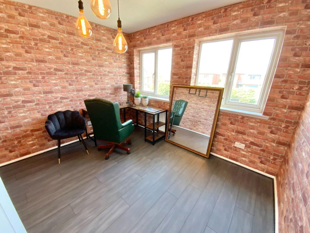 Additional image 10 of HALESOWEN, Kent Road