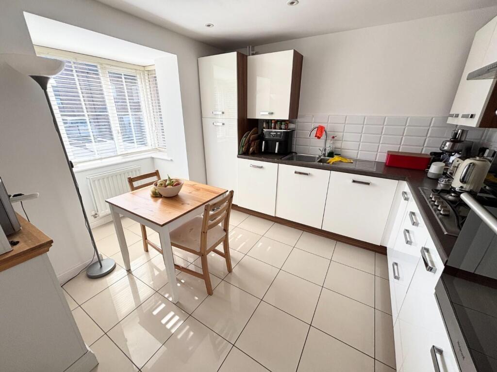 House in Stratford-on-Avon, Bishopton, Stratford-upon-Avon - View 3
