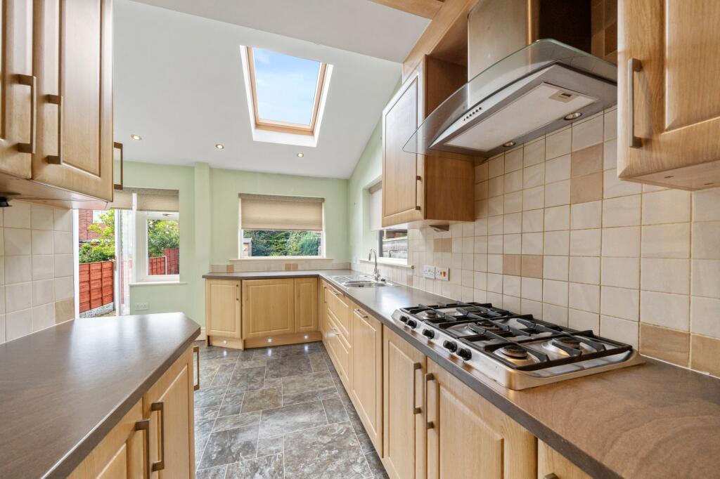 Charles Street, Leigh, WN7 - More