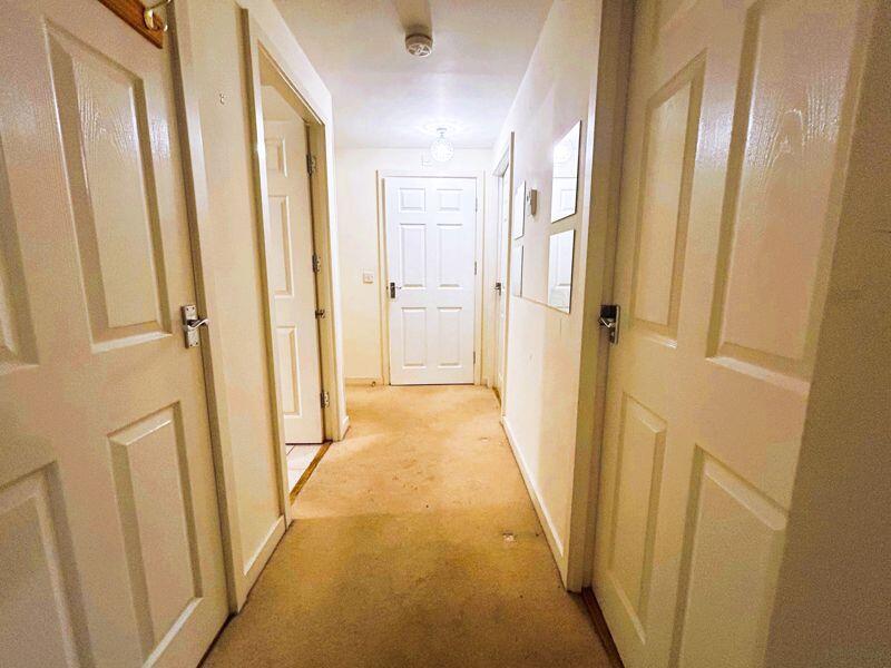 Bridgeside Close, Brownhills, Walsall WS8 7BN  photo 4