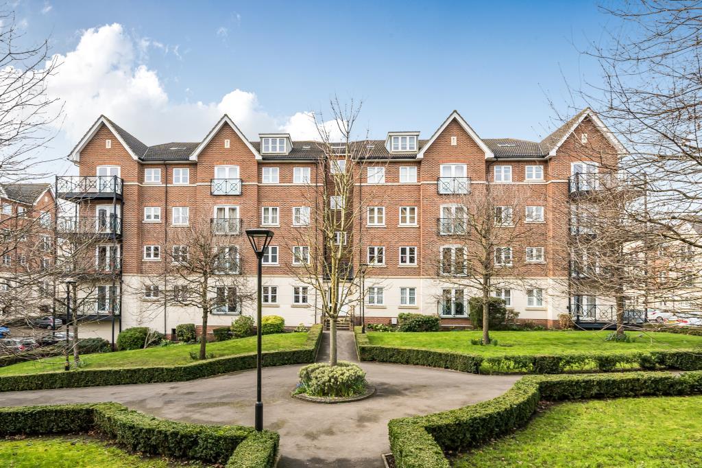 Main image of property: Viridian Square, Aylesbury, HP21
