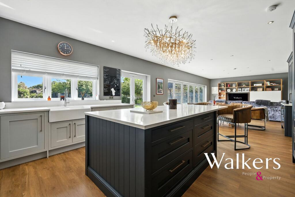 House in Brentwood, Essex - View 4