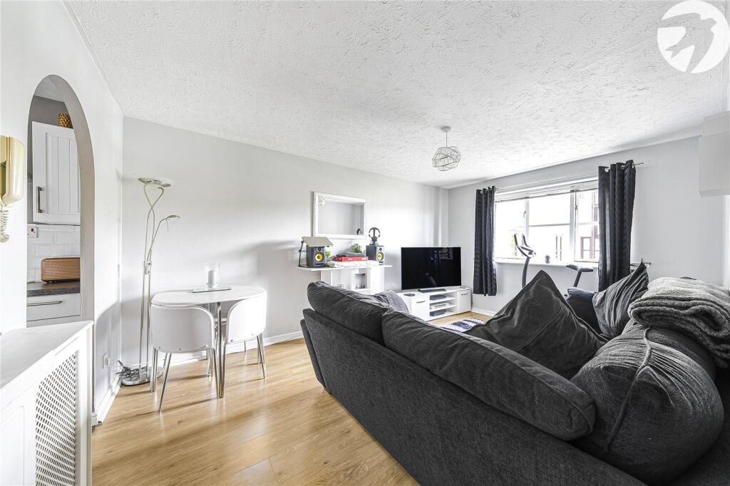 Apartment in Dartford, Kent - View 3