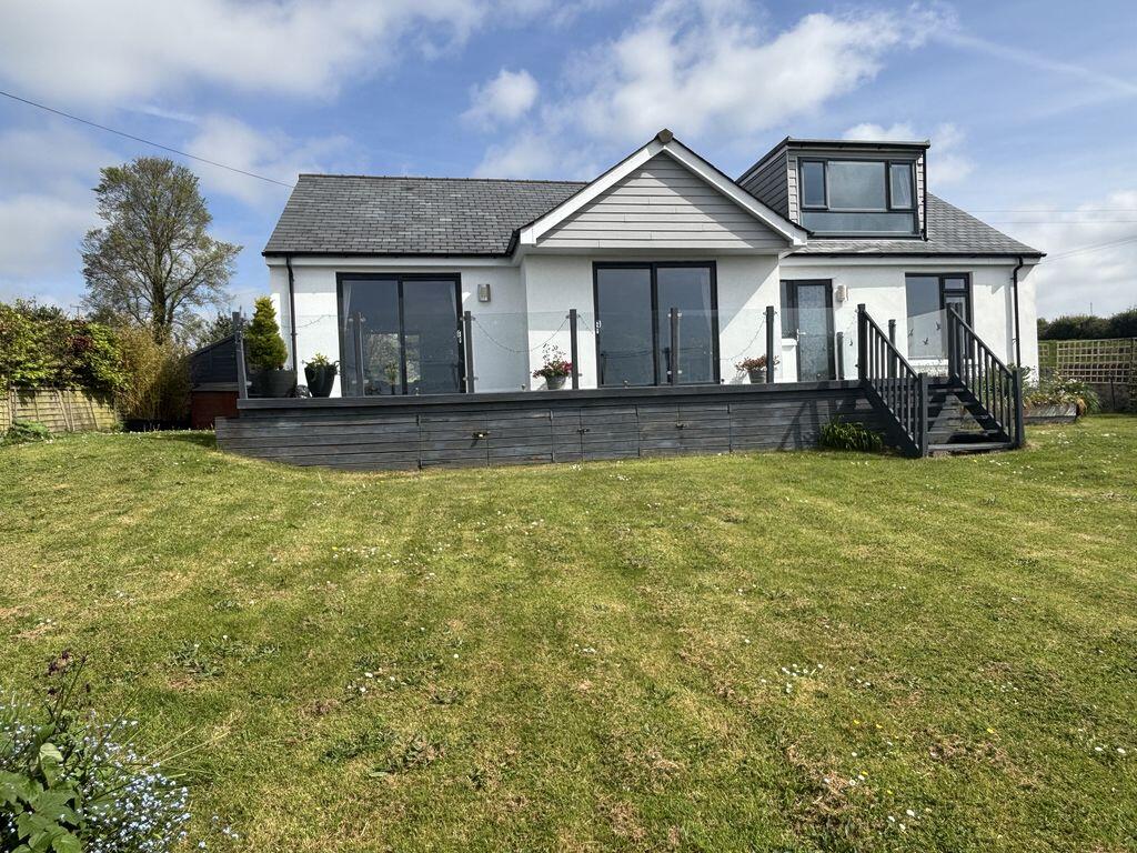 Main image of property: Penpell, Par