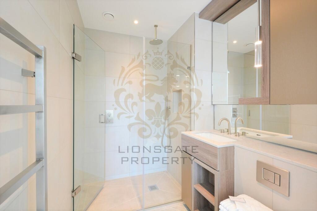 Apartment in Kingston upon Thames - View 5