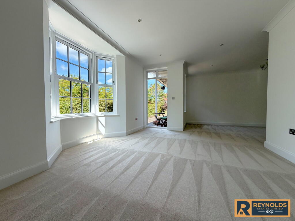 Apartment in Tonbridge and Malling, Kings Hill - View 4