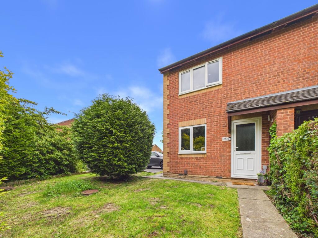Main image of property: St. Philips Drive, Evesham, WR11