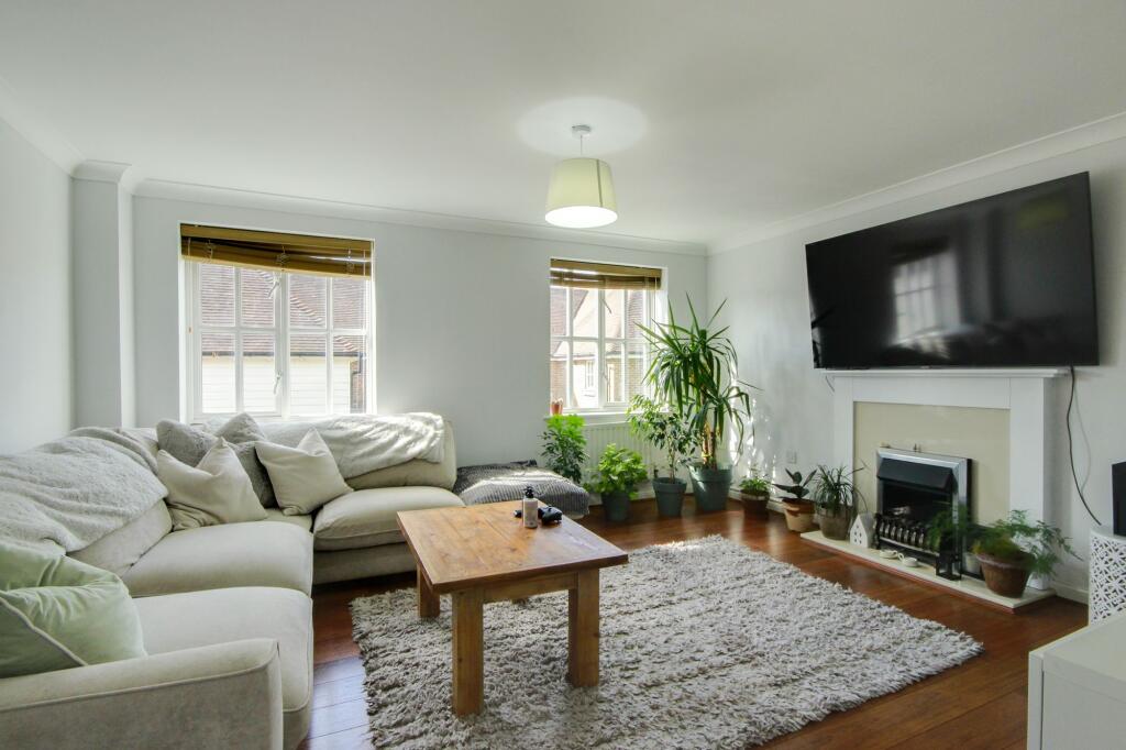 House in Redhill - View 5
