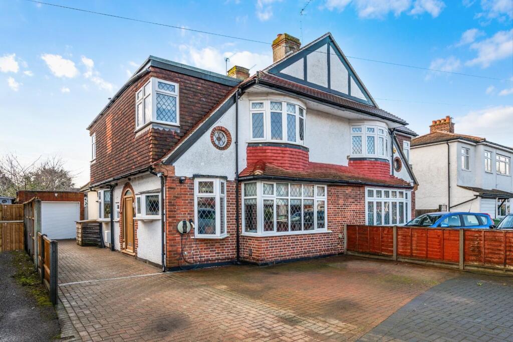 Main image of property: Rutherwyke Close, Stoneleigh