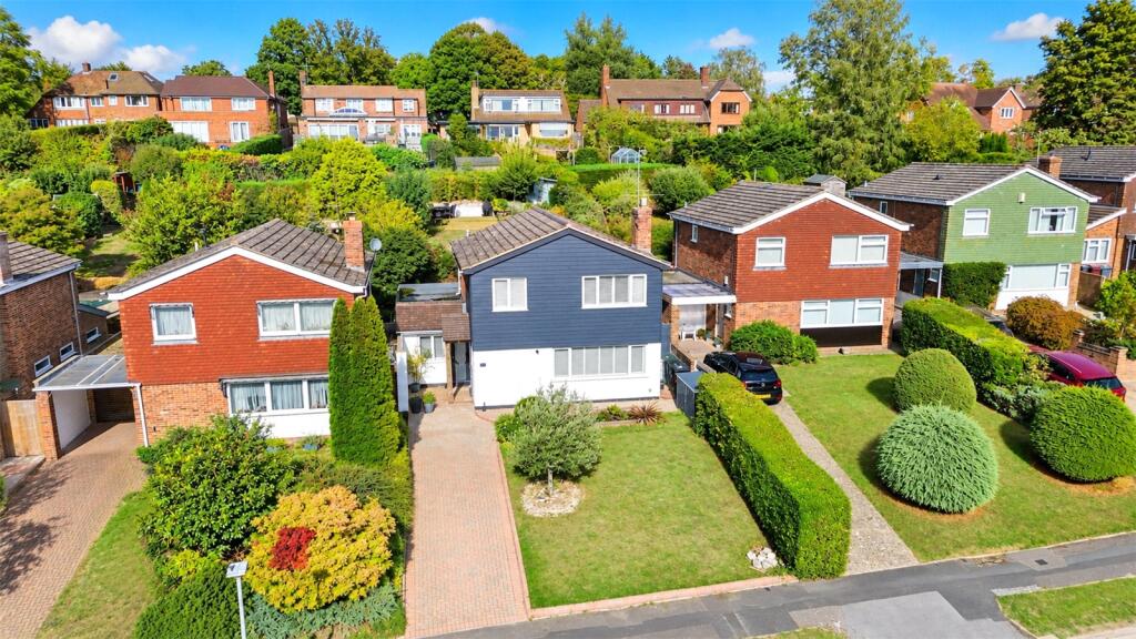 Main image of property: Mandeville Close, Tilehurst, Reading, Berkshire, RG30