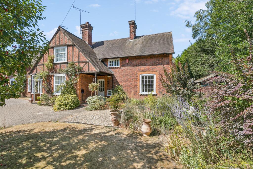 Main image of property: Old Hertford Road, Hatfield, Hertfordshire, AL9