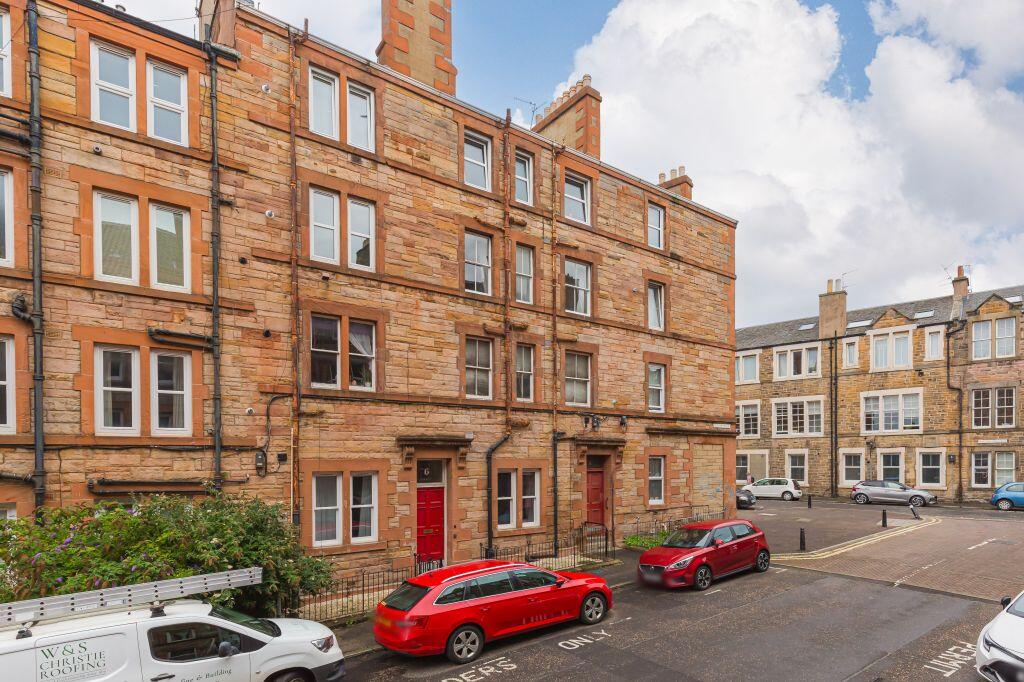 Main image of property: 4/7 Ritchie Place, Polwarth, Edinburgh, EH11 1DU