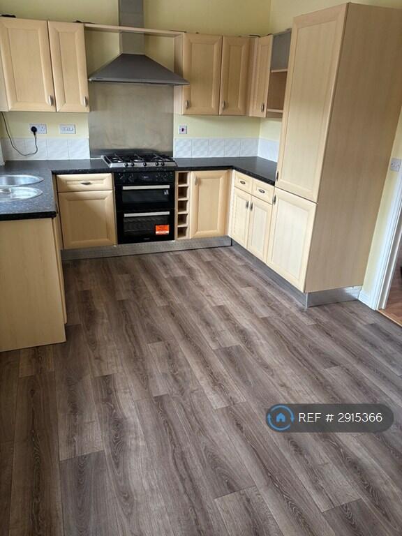 Apartment in Mansfield, Nottinghamshire - View 3