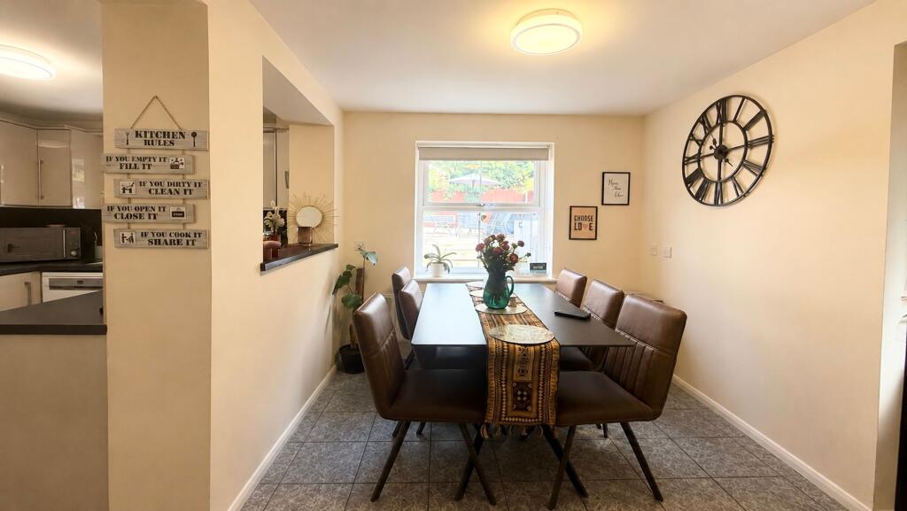House in Leicester - More