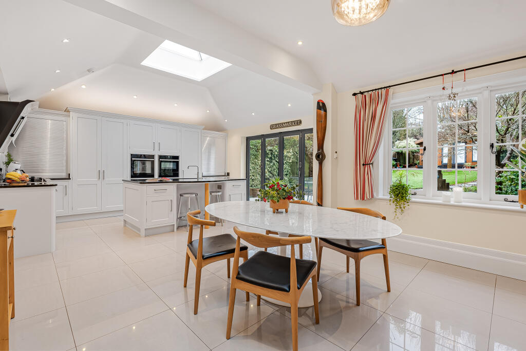 London Road, St. Albans, Hertfordshire, AL1 photo 3
