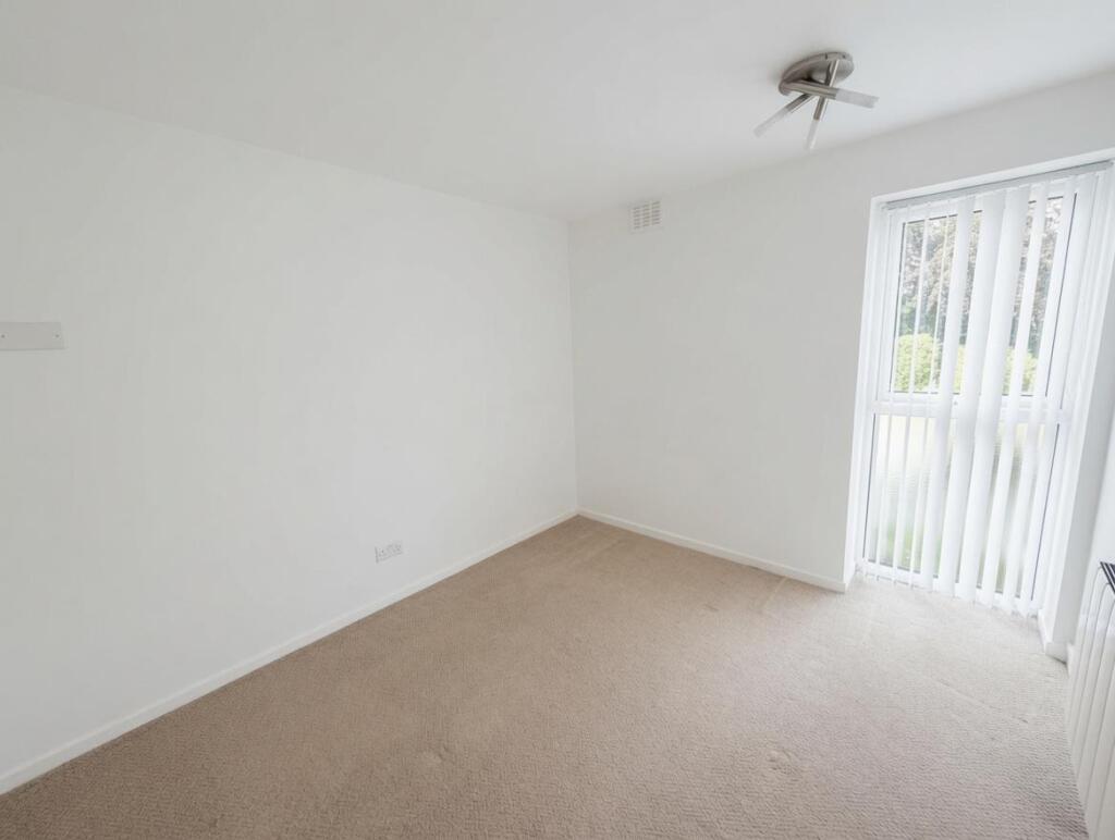 Apartment in Stockport - View 5