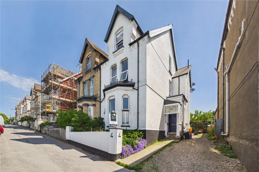 Main image of property: Oxford Park, Ilfracombe, Devon