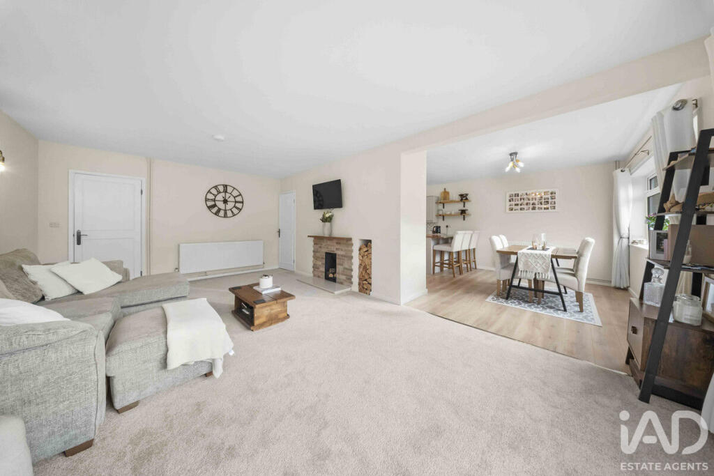 Main image of property: Hoof Close, Littleport, Cambridgeshire