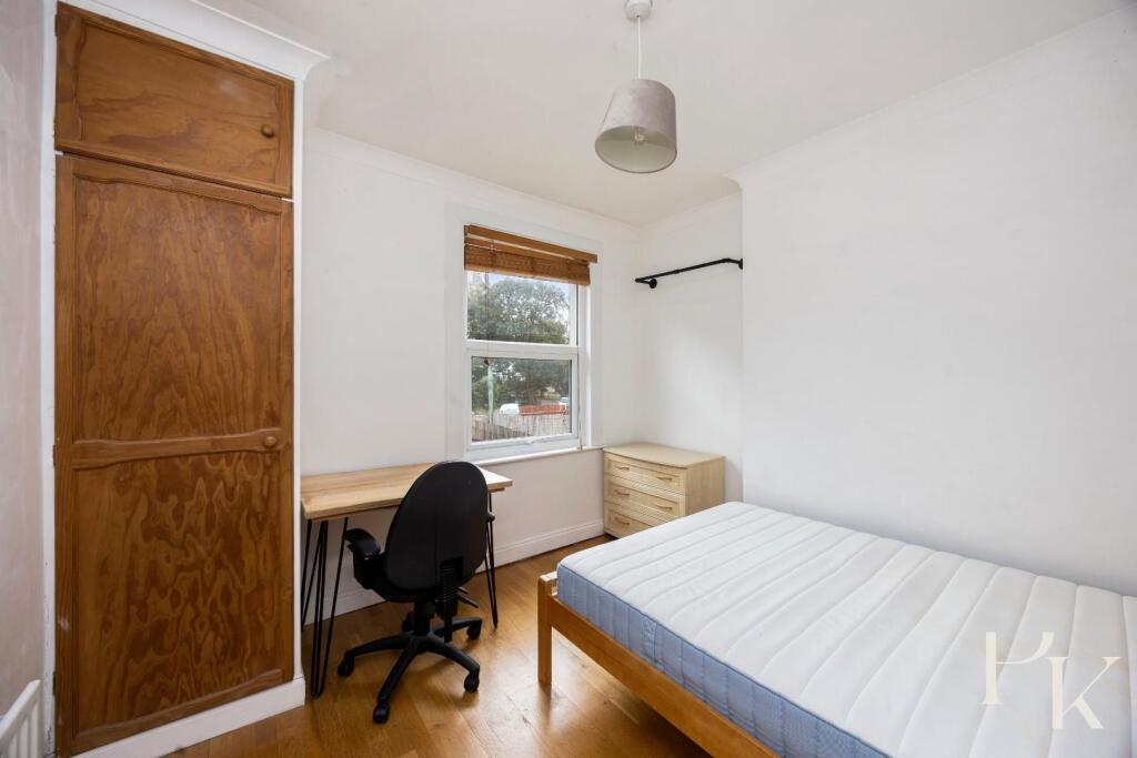 Apartment in Brighton - More