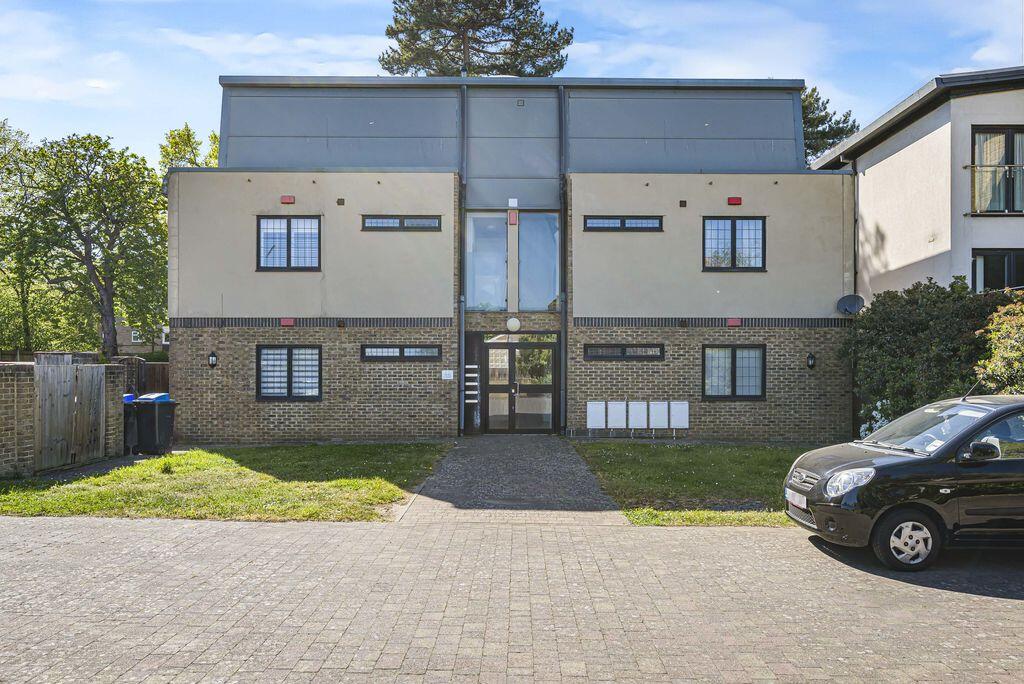 The Crescent, Sidcup photo 3