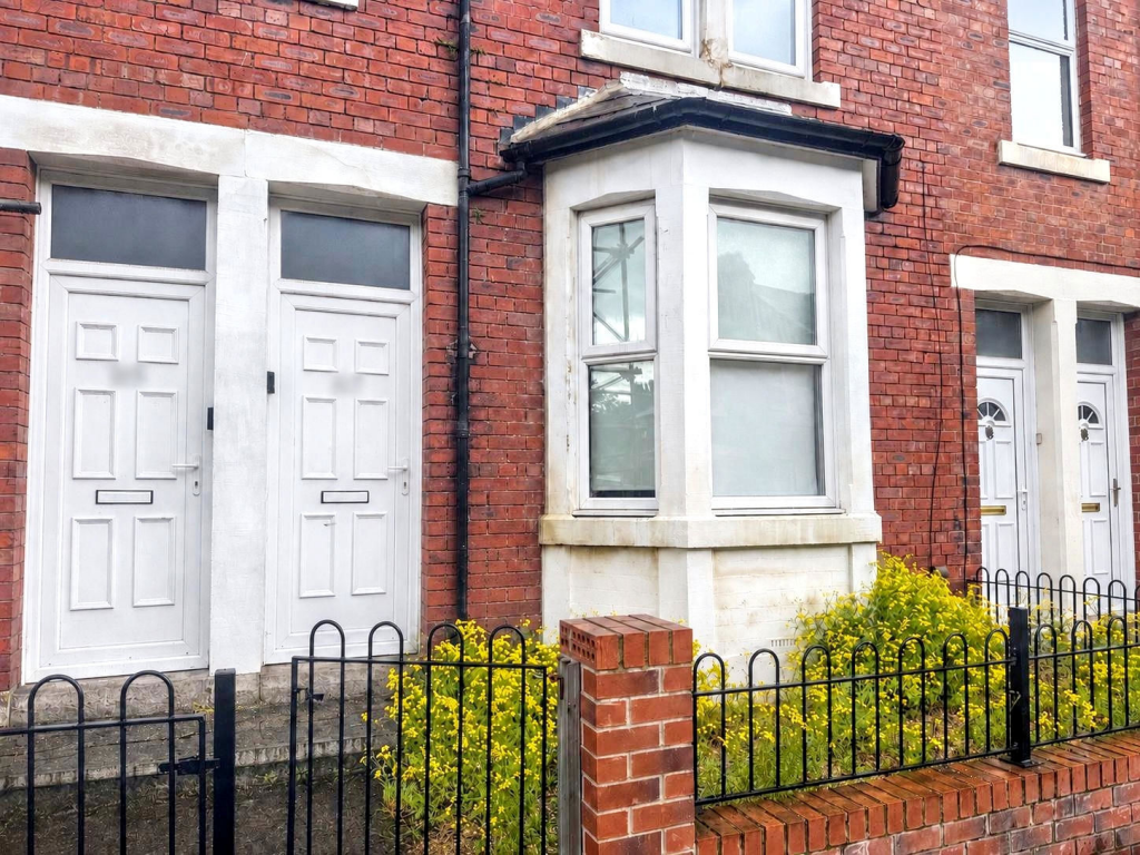 Main image of property: Westbourne Avenue, Gateshead, Tyne and Wear, NE8 4NQ