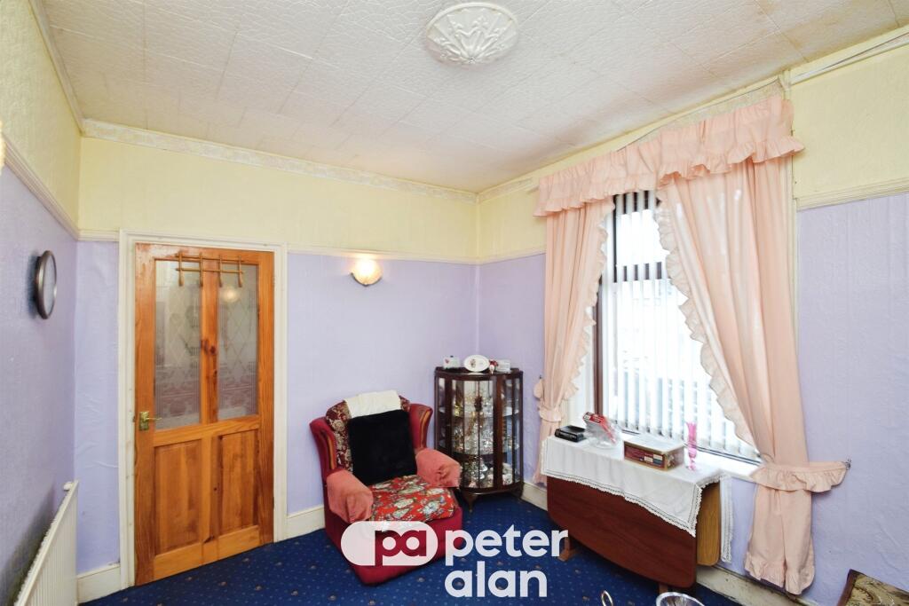 House in Swansea, Cwmbwrla - View 3