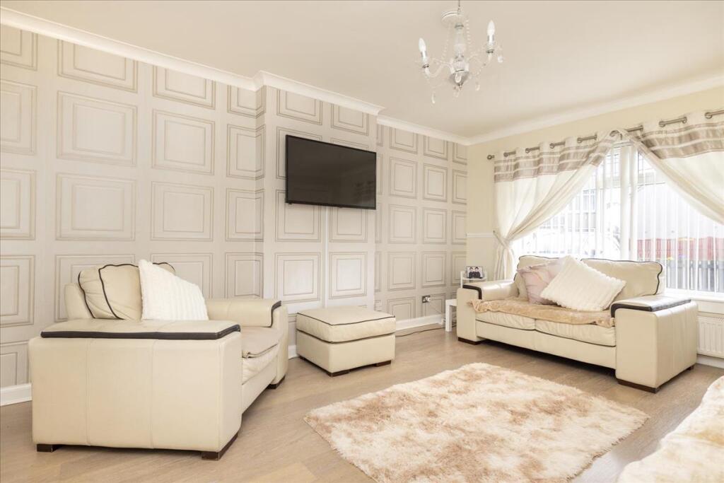 116 Glenmore, Whitburn, EH47 photo 4