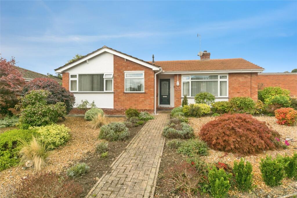 Main image of property: Tir Estyn, Deganwy, Conwy, LL31