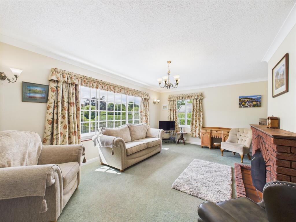 Grange Lane, Utterby, Louth photo 2