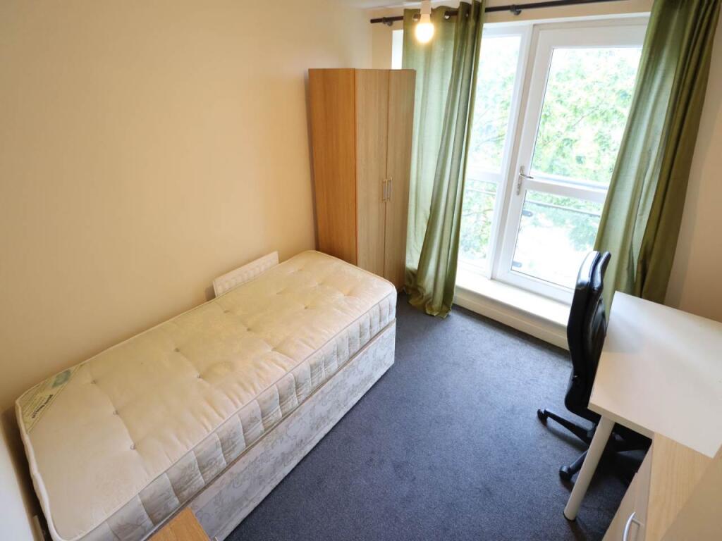 Additional image 4 of Aviation Avenue, Hatfield, Hertfordshire