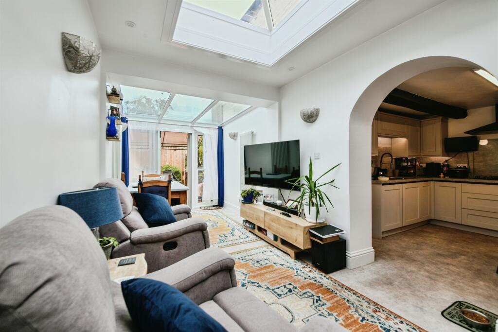 Apartment in Peterborough - More