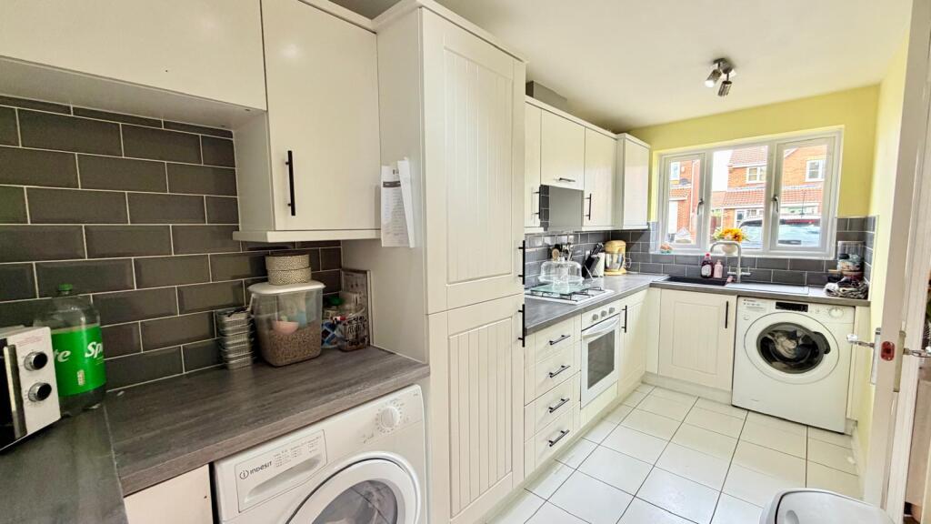 Burley Close, Skelton-in-cleveland, Redcar And Cleveland photo 4