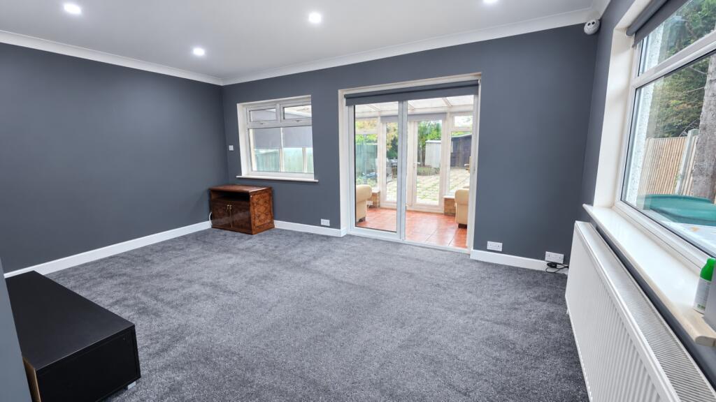 House in London - View 3