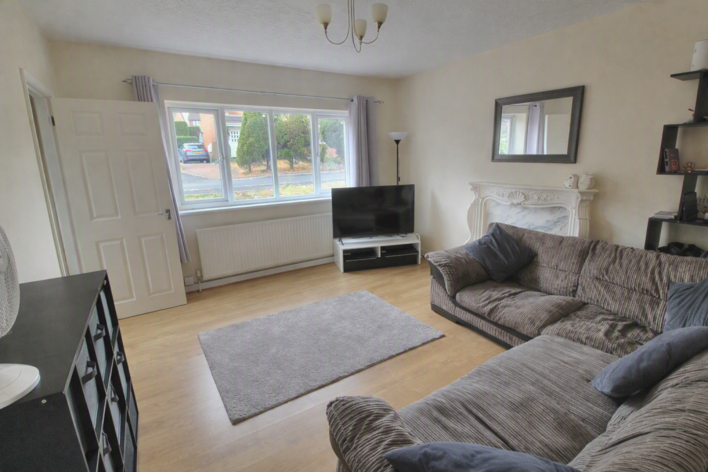 House in Dudley - View 3