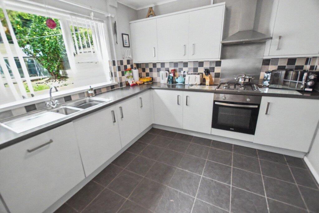 House in Leeds, Farnley - View 3