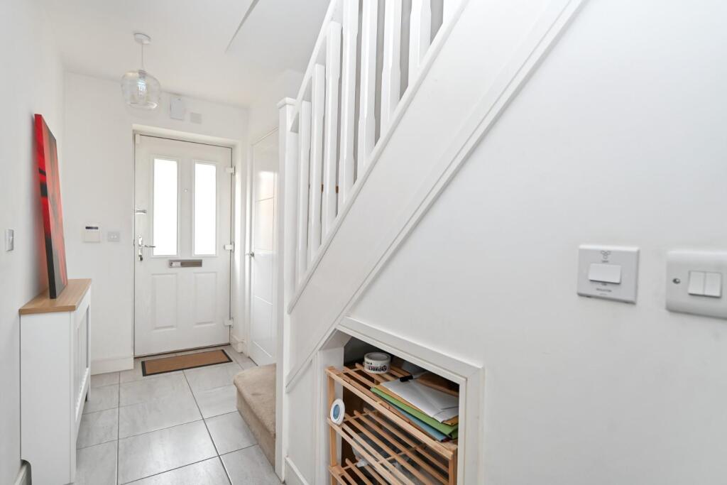 Brompton Drive, Bradford - View 4