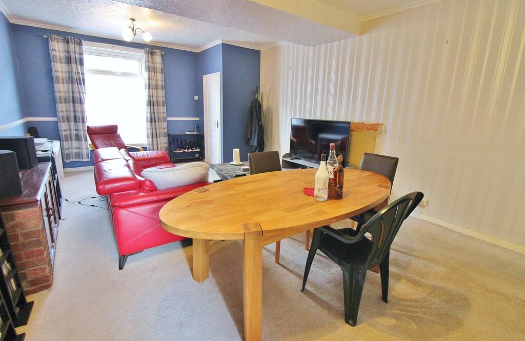 Barnes Road, Fratton photo 2
