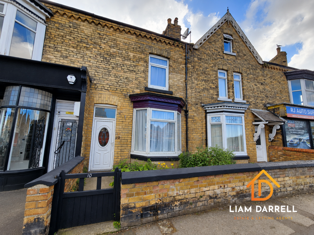 2-bed terraced on Columbus Ravine, Scarborough, North Yorkshire, £135,000