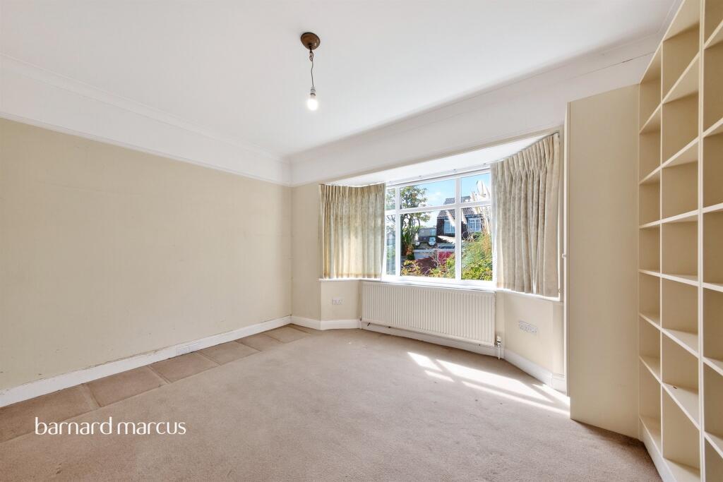 House in London - View 5