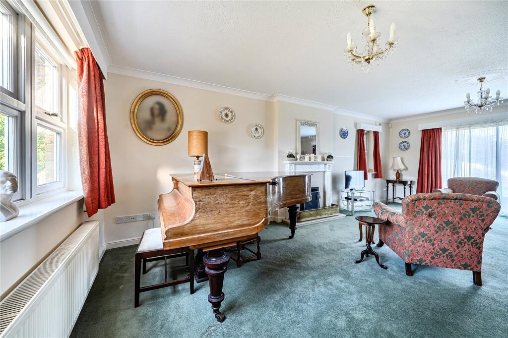 House in Taunton, Frieze Hill - View 4