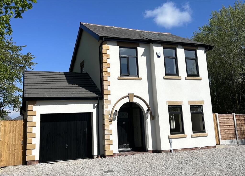 Main image of property: Longmeanygate, Midge Hall, Leyland, Lancashire, PR26