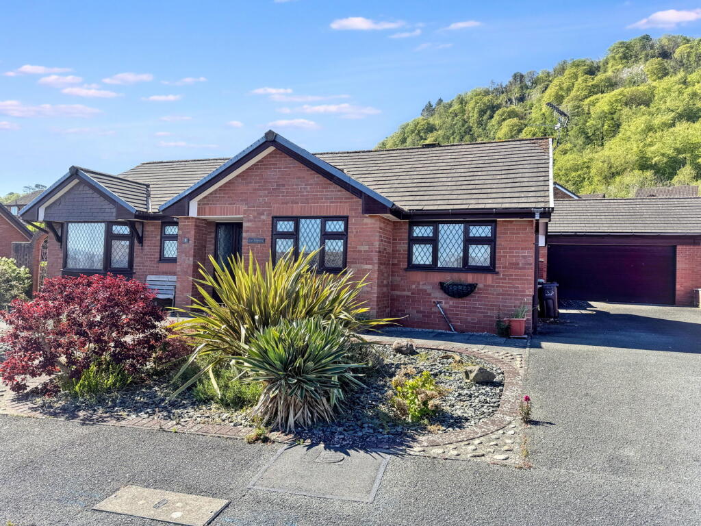 Main image of property: Maen Gwyn, Abergele, Conwy, LL22 7BZ